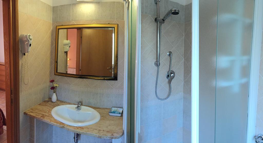 Hotel Magda Novafeltria Cameră foto